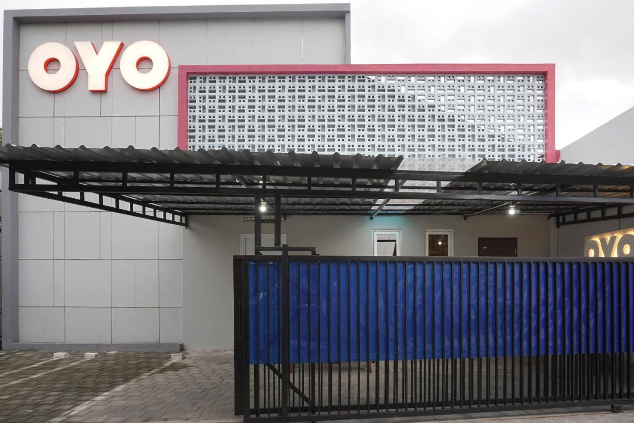 Super Oyo 90033 Dehome Family Melati Eksteriør billede